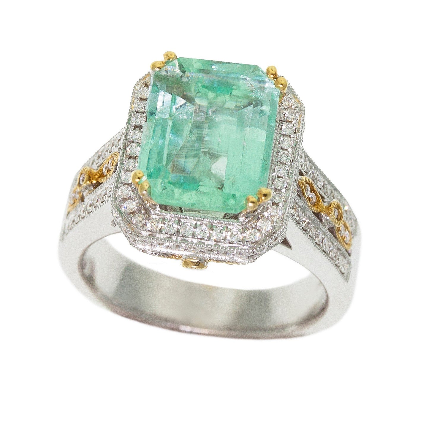  Columbian Pastel Emerald Ring 